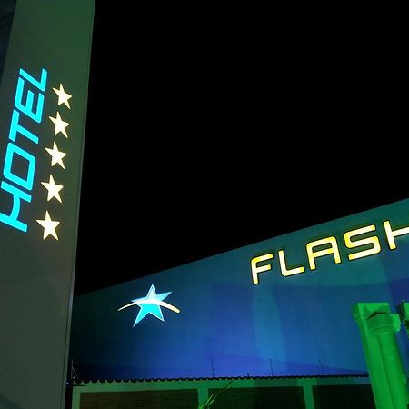 Flash Motel (Adults Only) São Vicente Extérieur photo